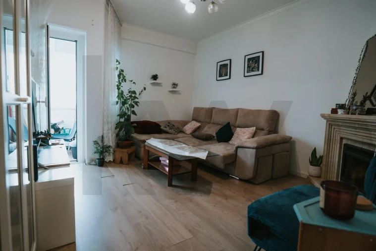 Apartamento T3 para Venda em Venteira Foto 5