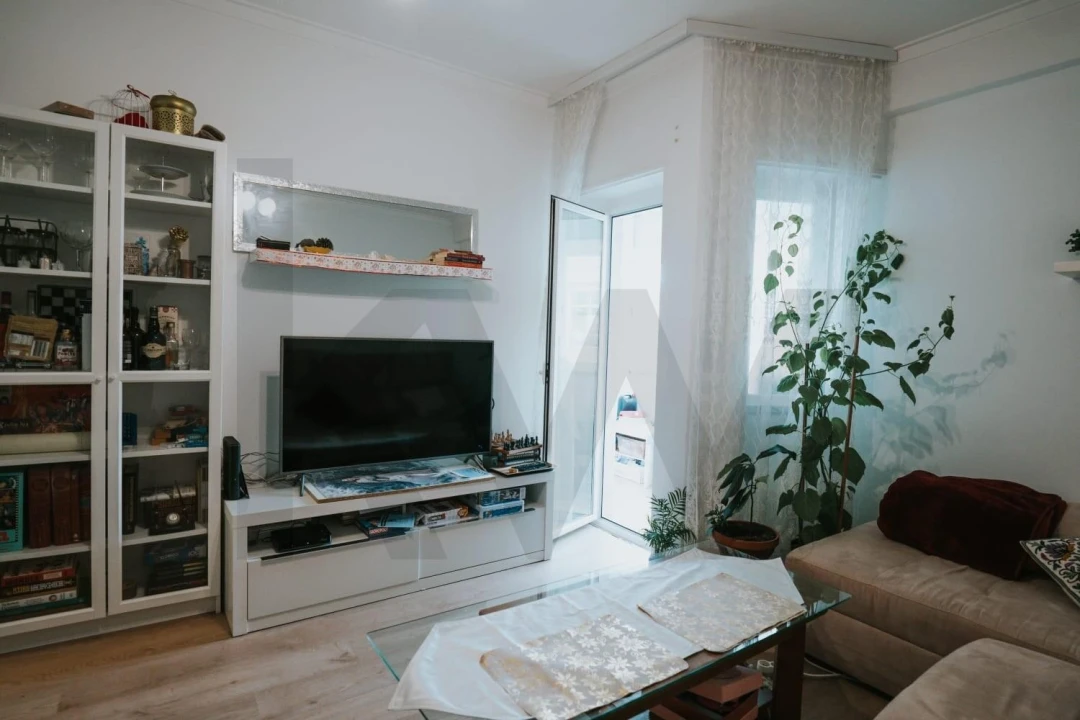 Apartamento T3 para Venda em Venteira Foto 4