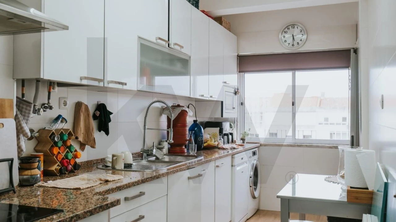 Apartamento T3 para Venda em Venteira Foto 10