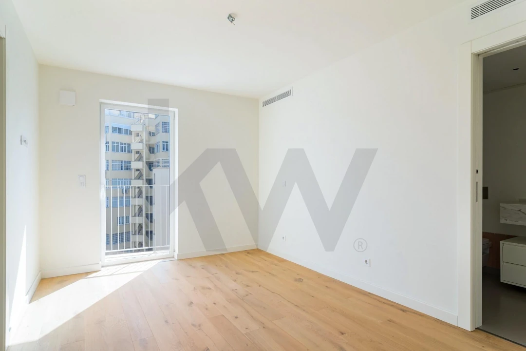 Apartamento T2 para Venda em Areeiro Foto 5