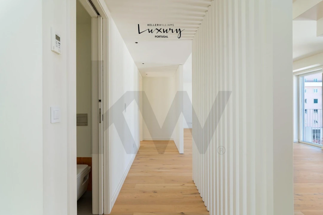 Apartamento T2 para Venda em Areeiro Foto 4