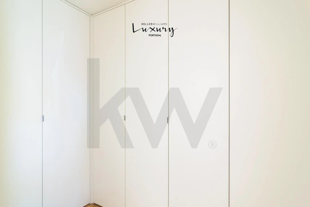 Apartamento T2 para Venda em Areeiro Foto 7