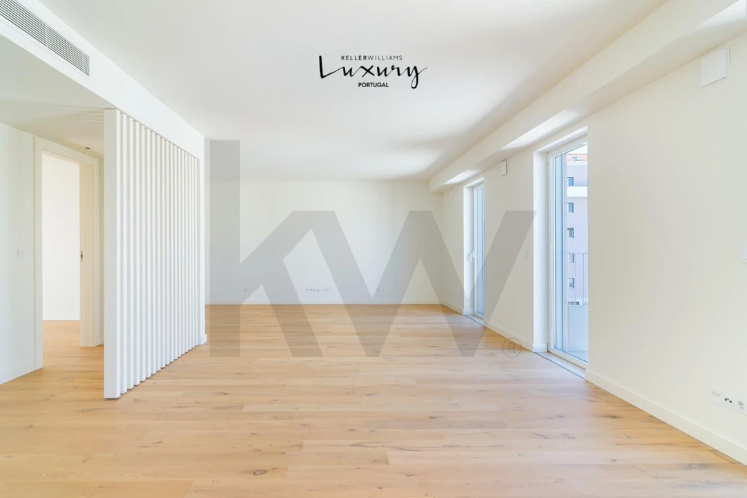 Apartamento T2 para Venda em Areeiro Foto 2
