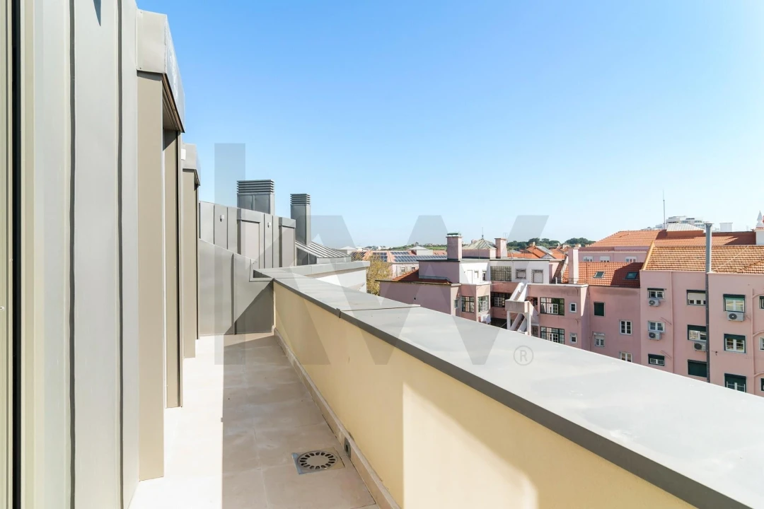 Apartamento T2 para Venda em Areeiro Foto 15