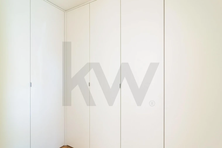 Apartamento T2 para Venda em Areeiro Foto 7