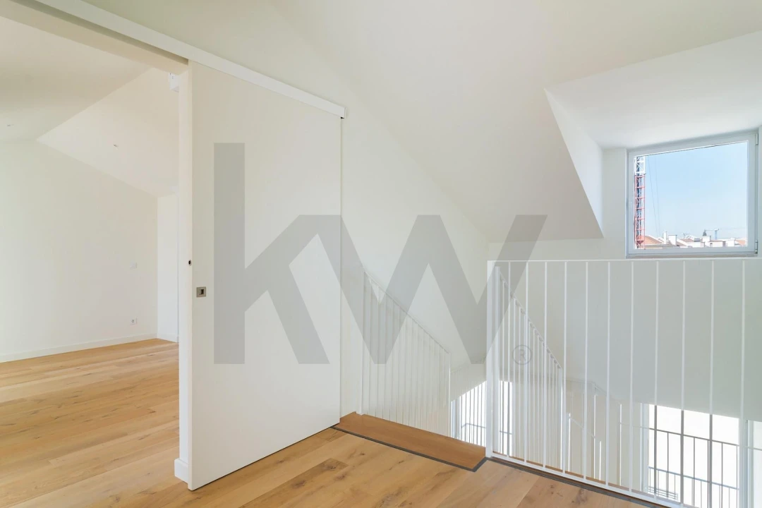 Apartamento T2 para Venda em Areeiro Foto 10