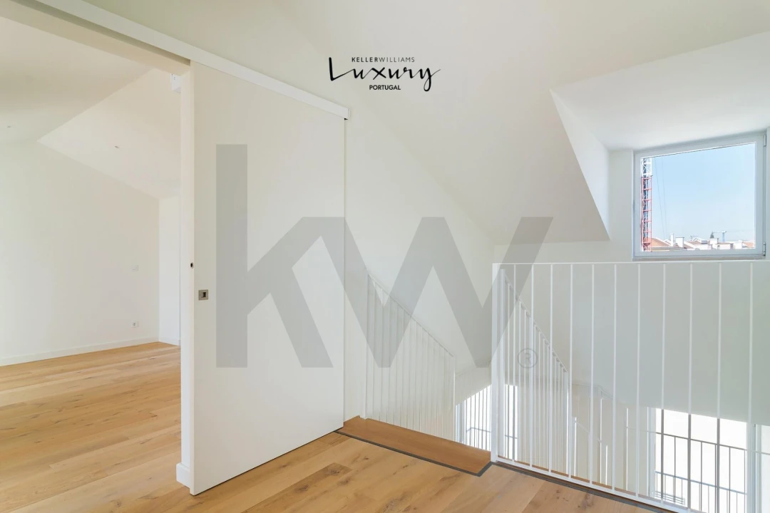 Apartamento T2 para Venda em Areeiro Foto 10