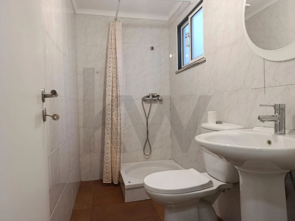 Moradia T1 para Arrendamento em Gafanha da Encarnação Foto 7