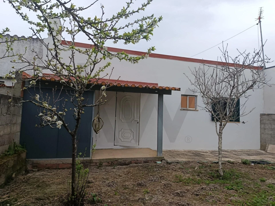 Moradia T1 para Arrendamento em Gafanha da Encarnação Foto 10