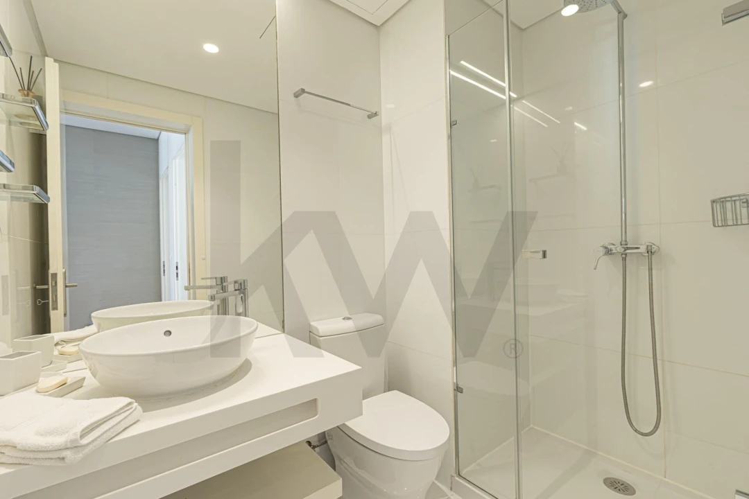 Apartamento T2 para Venda em Santo António Foto 35