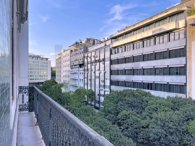 Apartamento T2 para Venda em Santo António Foto 40