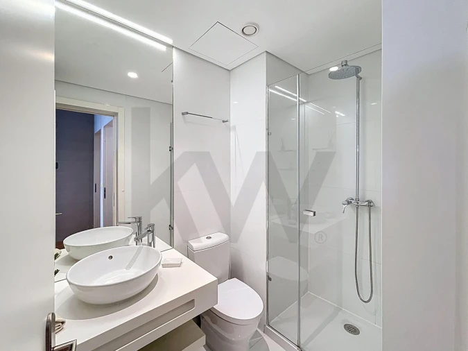 Apartamento T2 para Venda em Santo António Foto 39