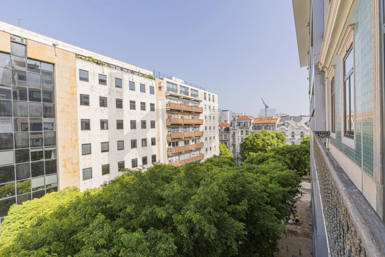 Apartamento T2 para Venda em Santo António Foto 44