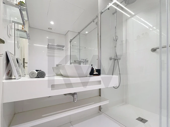 Apartamento T2 para Venda em Santo António Foto 30