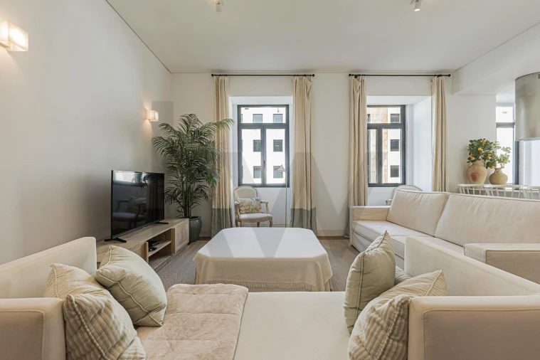 Apartamento T2 para Venda em Santo António Foto 8