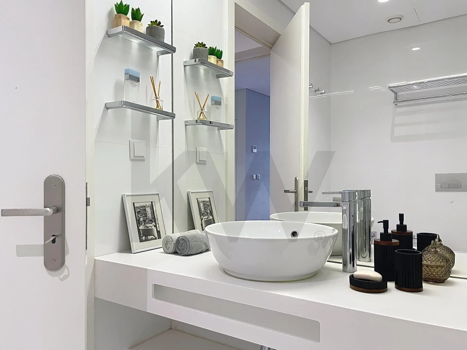 Apartamento T2 para Venda em Santo António Foto 32