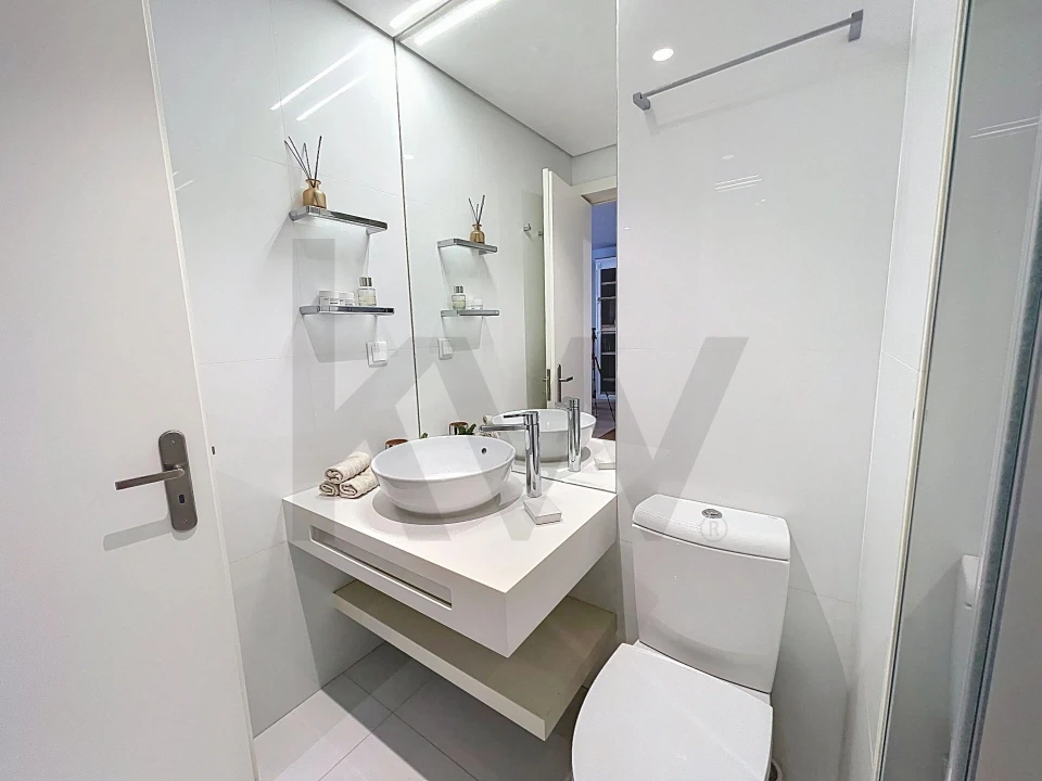 Apartamento T2 para Venda em Santo António Foto 38