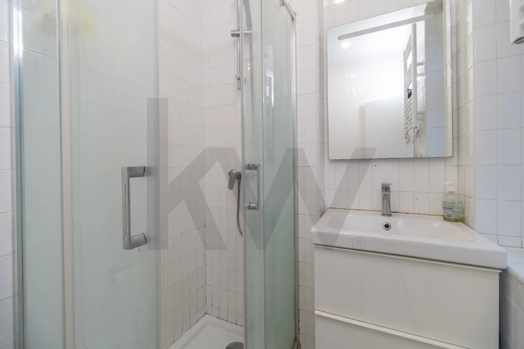 Apartamento T2 para Venda em Penha de França Foto 11