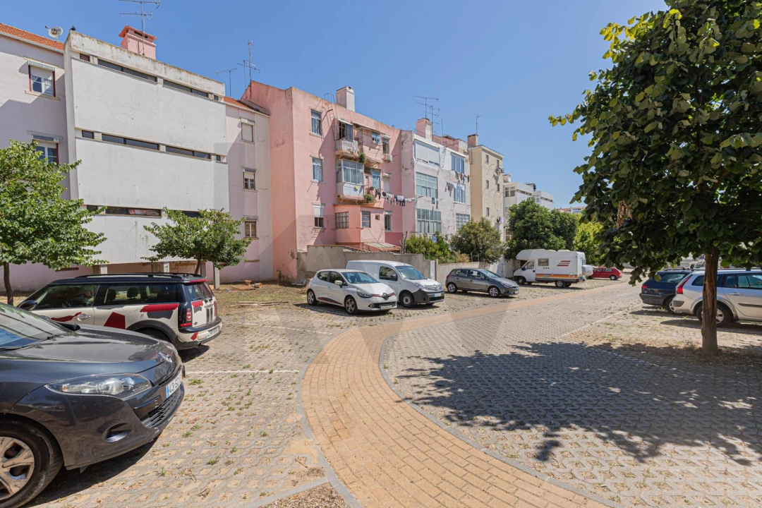 Apartamento T3 para Venda em Penha de França Foto 24