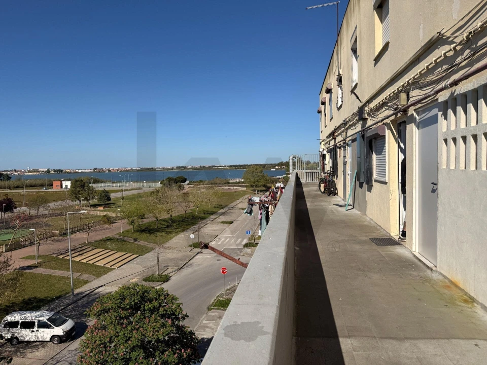 Apartamento T2 para Venda em Alhos Vedros Foto 5