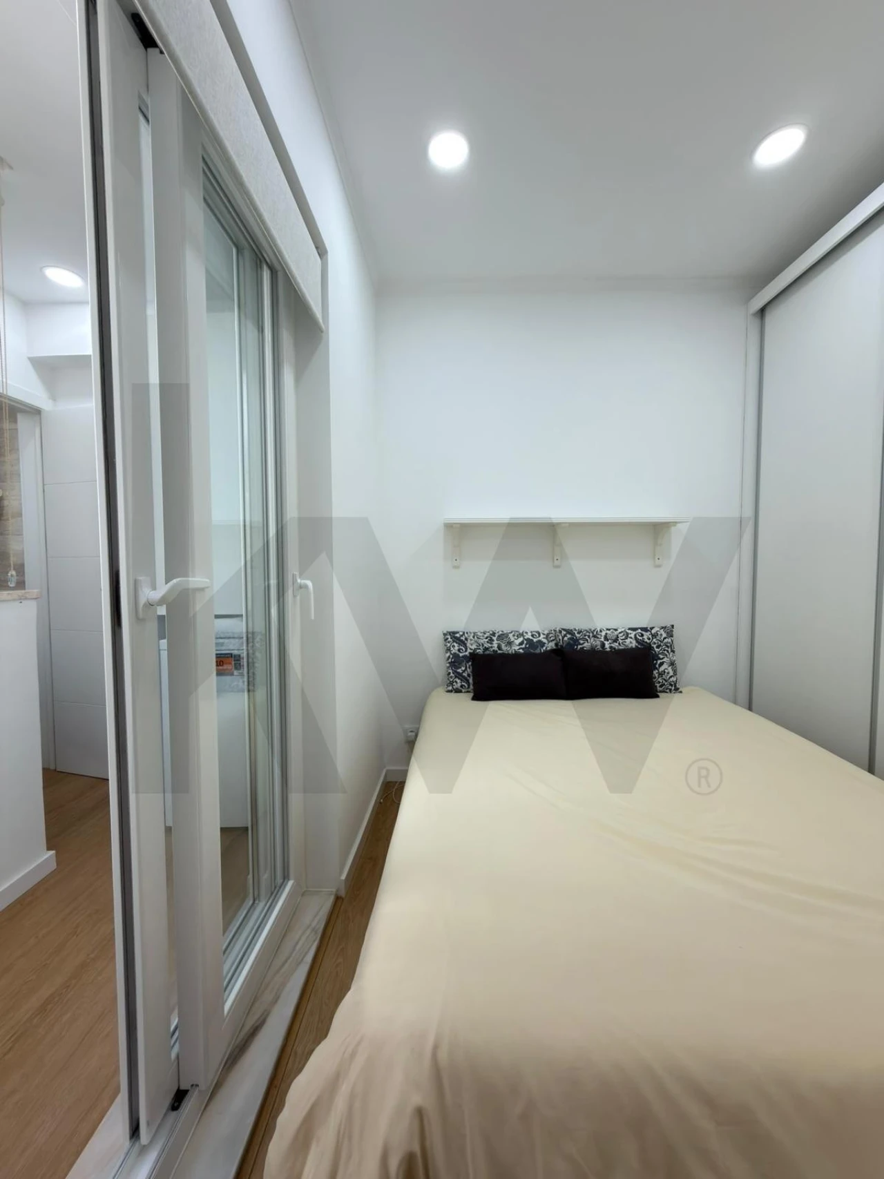 Apartamento T1 para Venda em Ajuda Foto 11