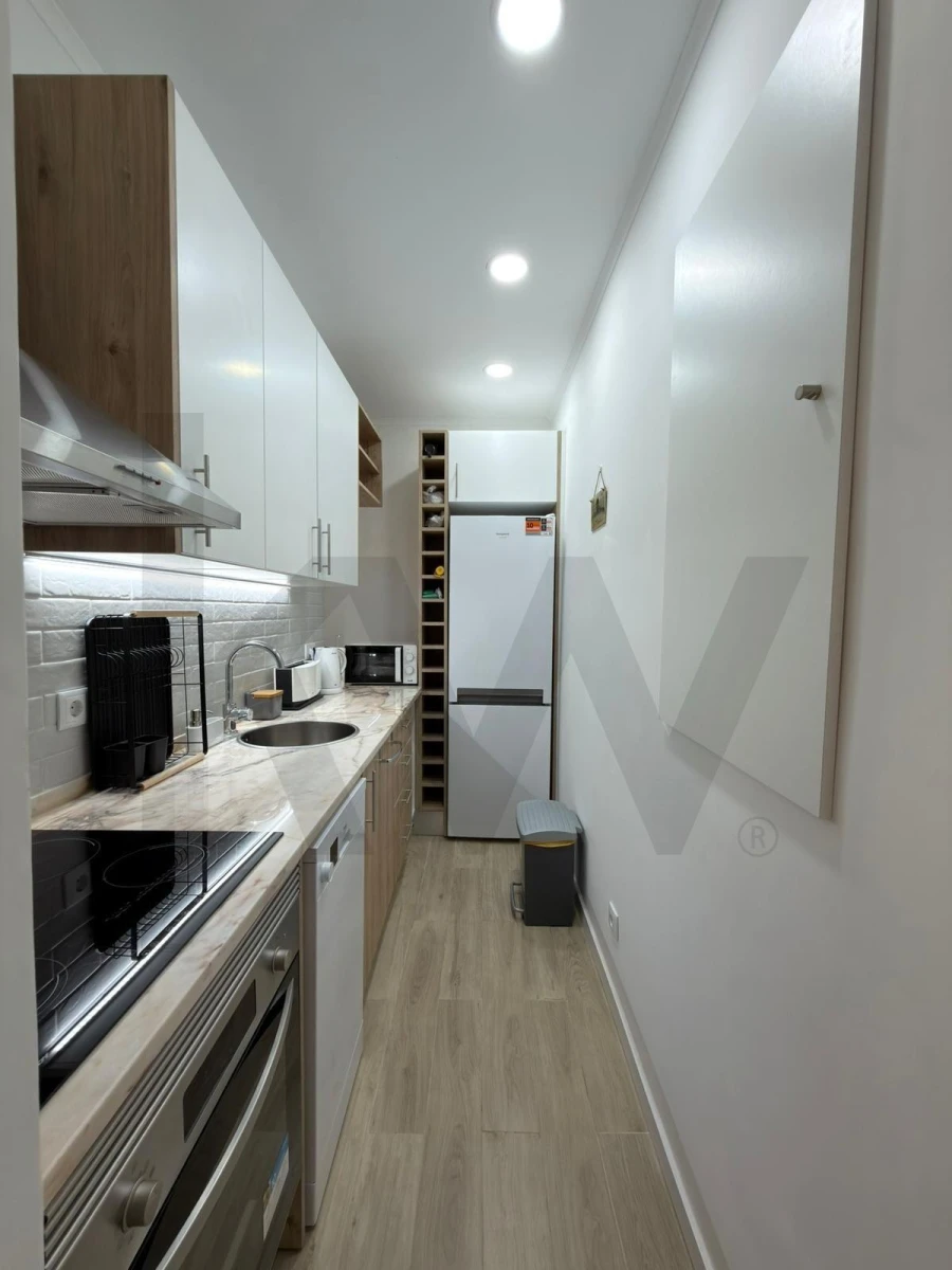 Apartamento T1 para Venda em Ajuda Foto 7