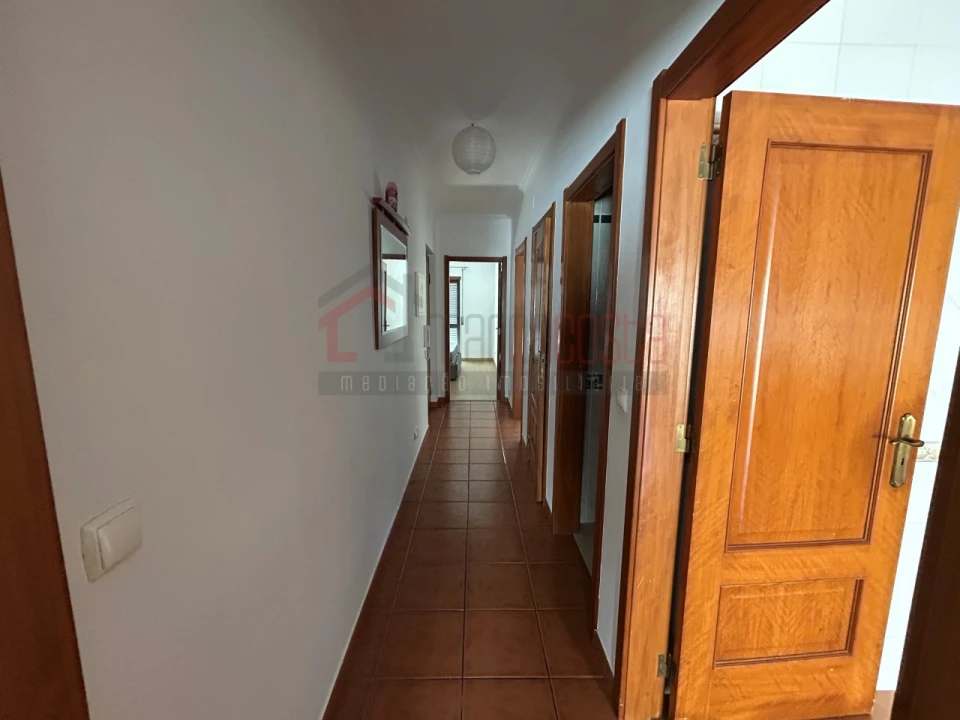 Apartamento T2 para Arrendamento em Peniche Foto 10