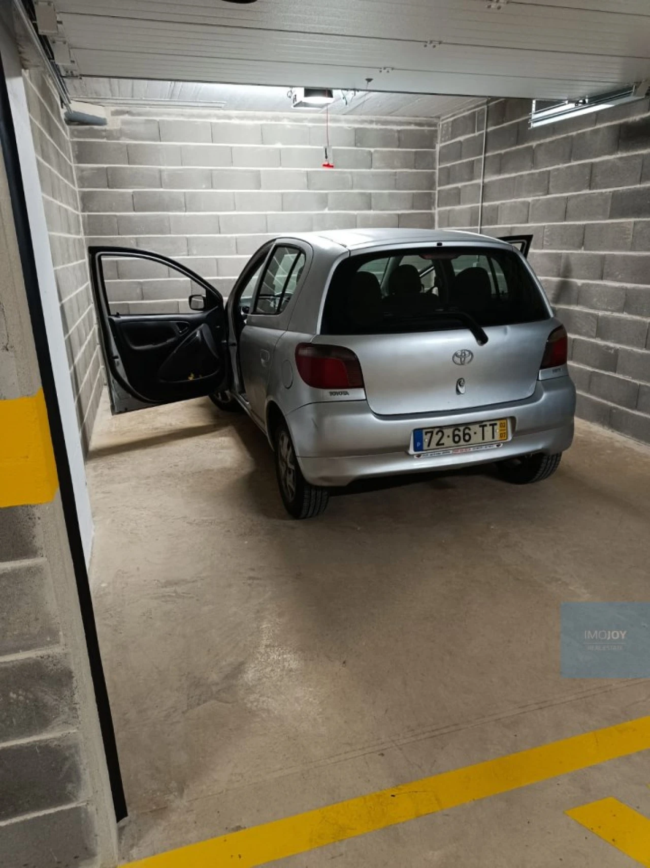 Garagem para Arrendamento em Portimão Foto 11