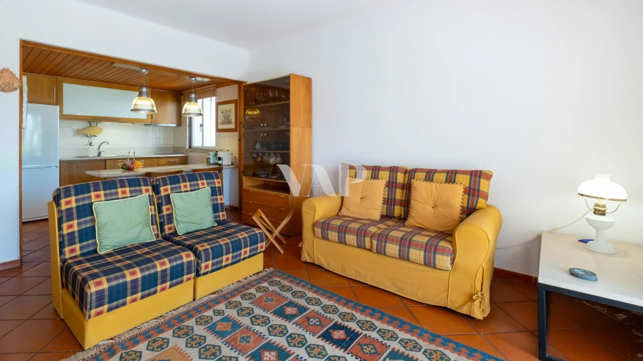 Apartamento T1 para Venda em Quarteira Foto 8