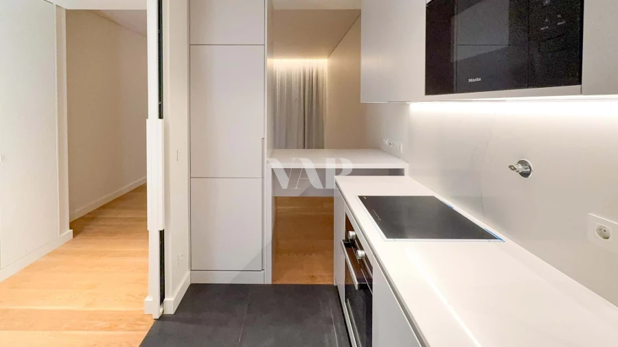 Apartamento T1 para Venda em Quarteira Foto 7