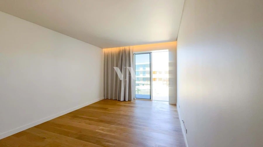 Apartamento T1 para Venda em Quarteira Foto 3