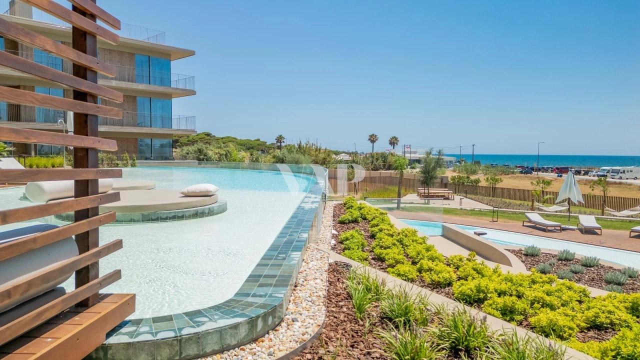 Apartamento T1 para Venda em Quarteira Foto 5