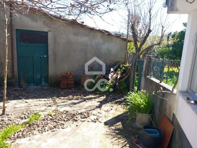 Moradia T2 para Venda em Eira Vedra Foto 6