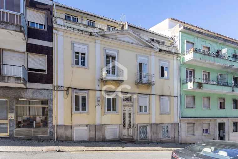 Apartamento T3 para Venda em Penha de França Foto 1