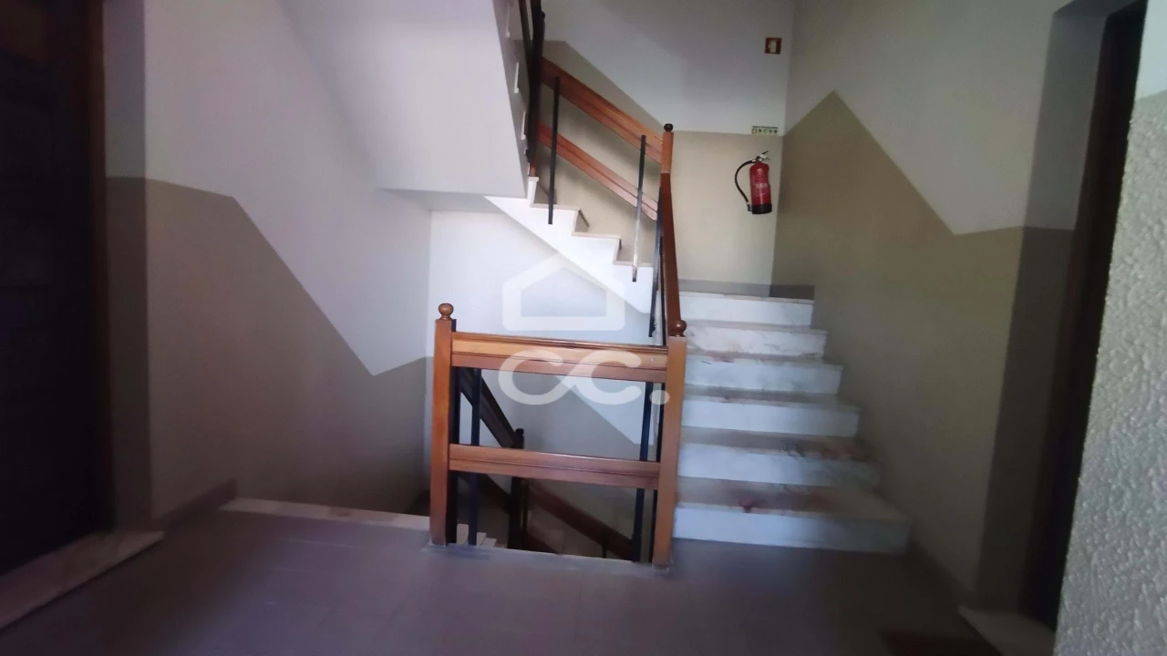 Apartamento T3 para Venda em Marinha Grande Foto 16