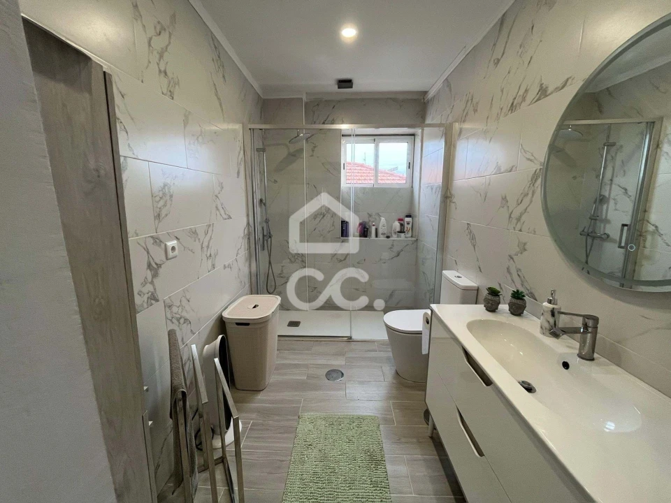 Moradia T5 para Venda em Matosinhos e Leça da Palmeira Foto 19