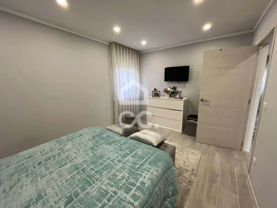 Moradia T5 para Venda em Matosinhos e Leça da Palmeira Foto 18