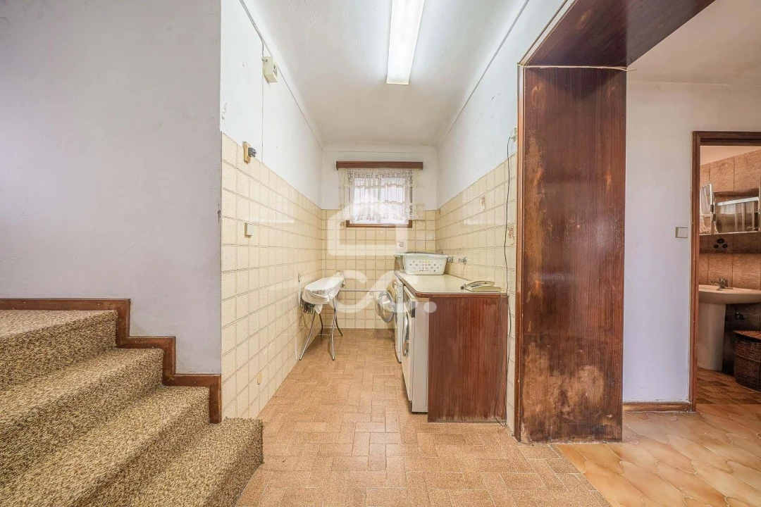 Moradia T5 para Venda em Santa Marinha e São Pedro da Afurada Foto 17