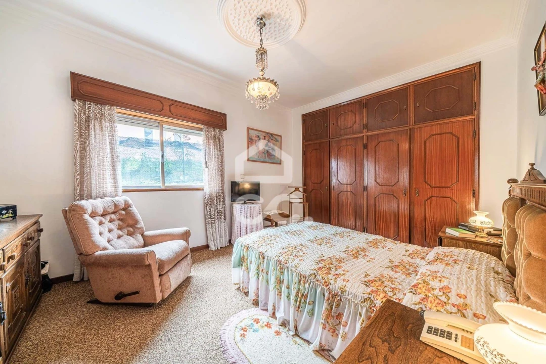 Moradia T5 para Venda em Santa Marinha e São Pedro da Afurada Foto 22