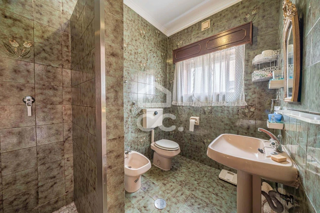 Moradia T5 para Venda em Santa Marinha e São Pedro da Afurada Foto 24