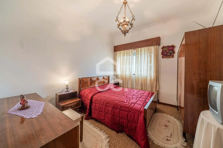 Moradia T5 para Venda em Santa Marinha e São Pedro da Afurada Foto 27