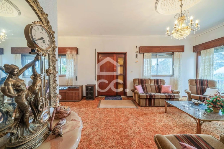 Moradia T5 para Venda em Santa Marinha e São Pedro da Afurada Foto 3