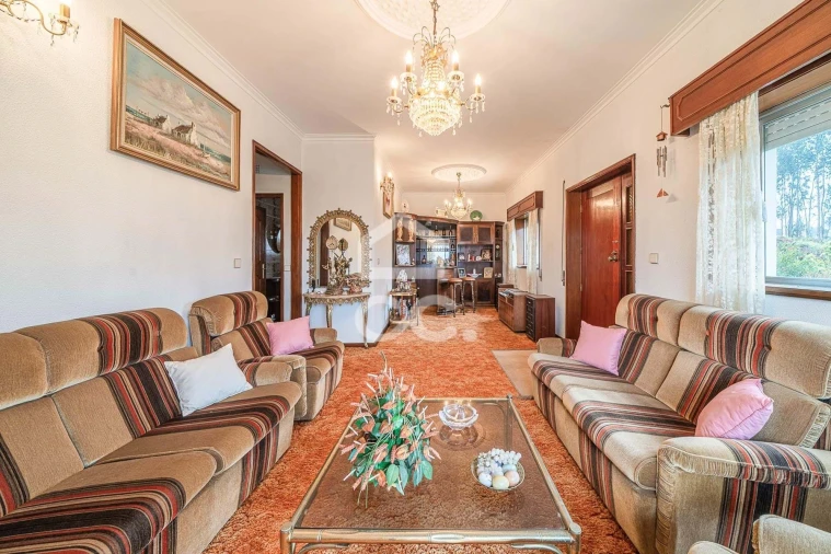 Moradia T5 para Venda em Santa Marinha e São Pedro da Afurada Foto 2