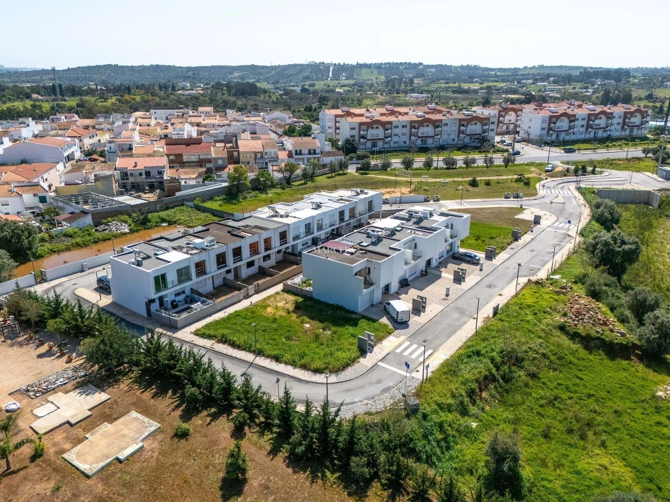 Terreno para Venda em Odiaxere Foto 3