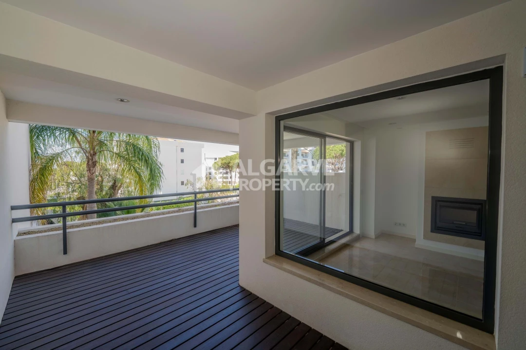 Apartamento T2 para Venda em Quarteira Foto 8