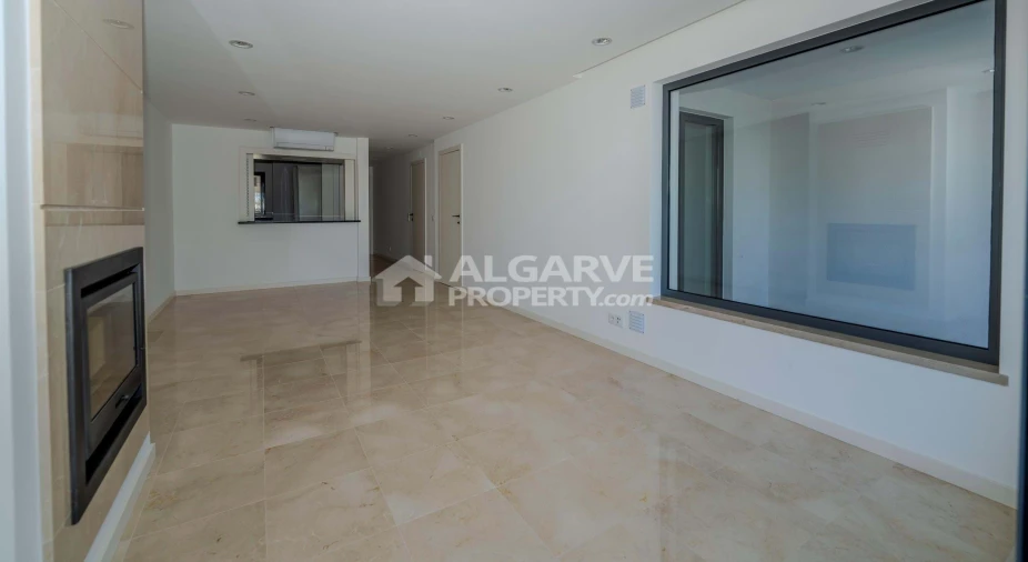 Apartamento T2 para Venda em Quarteira Foto 7