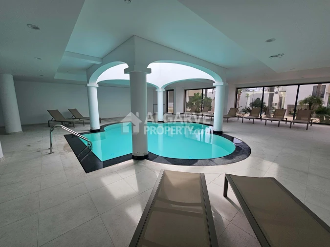 Apartamento T2 para Venda em Quarteira Foto 19