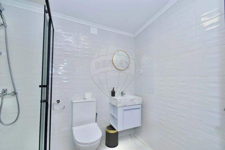 Moradia T13 para Venda em Alcabideche Foto 18