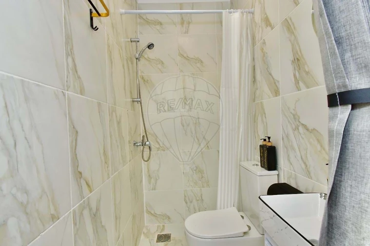 Moradia T13 para Venda em Alcabideche Foto 5