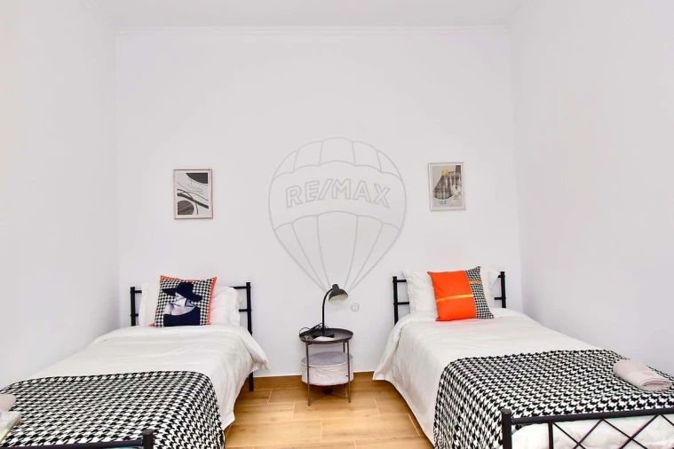 Moradia T13 para Venda em Alcabideche Foto 21